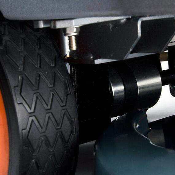 Self-Propelled Floor Scrubbers: The Ultimate Guide for Warehouse Managers